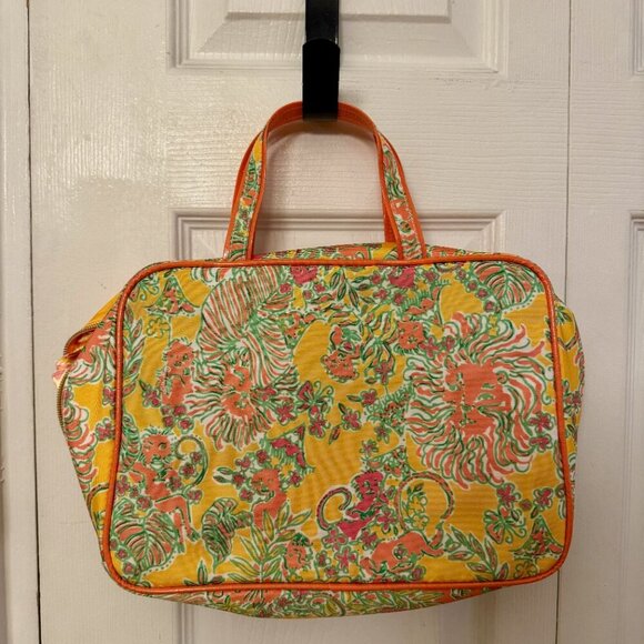 Lilly Pulitzer Handbags - Lilly Pulitzer Cosmetic Travel Bag